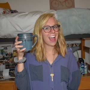 Meet your Posher, Mackenzie